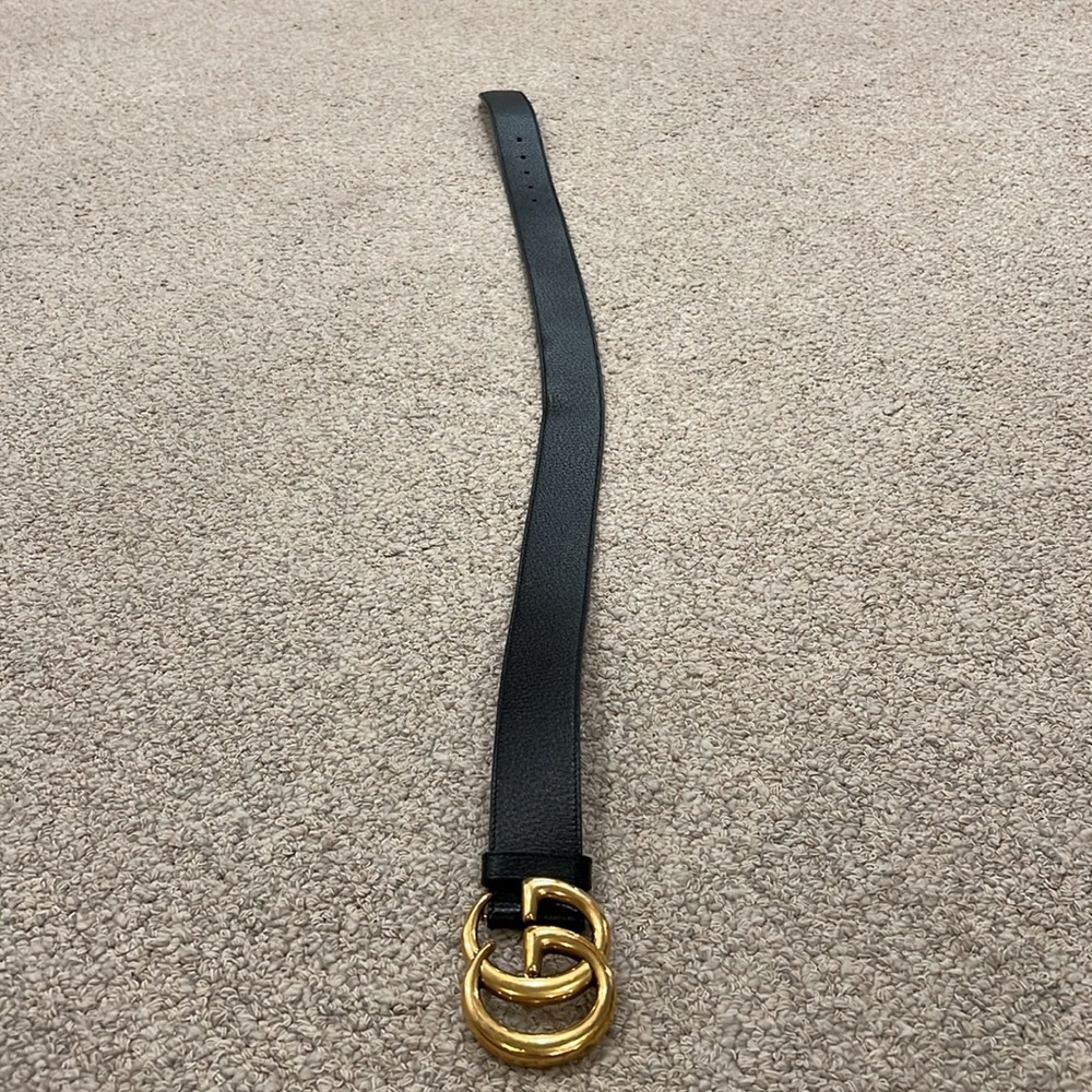 Gucci GG Marmont wide black leather belt with gold buckle - Picture 4 of 10
